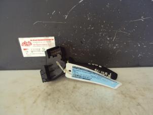 Used Wiper switch Ford Fusion 1.6 16V Price on request offered by de Graaf autodemontage B.V.