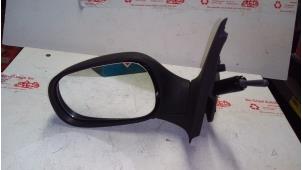 New Wing mirror, left Renault Clio Price on request offered by de Graaf autodemontage B.V.