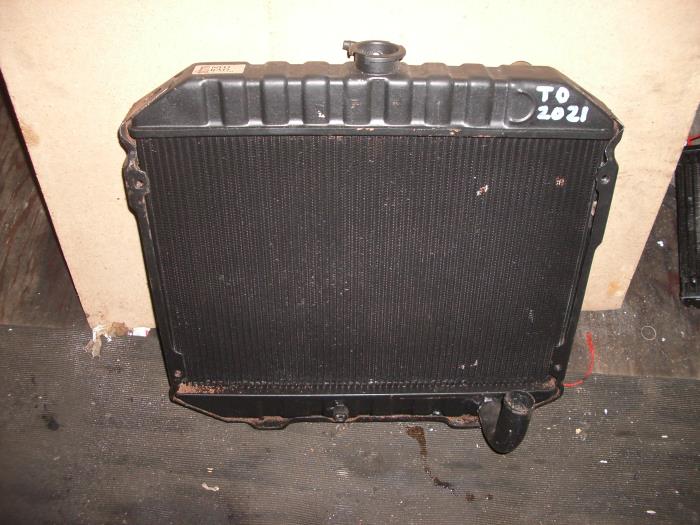 Overhauled Toyota Hiace Radiator - TO2021 - de Graaf autodemontage B.V ...