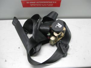 Used Front seatbelt, right Peugeot 206 (2A/C/H/J/S) 1.1 XN,XR Price on request offered by de Graaf autodemontage B.V.