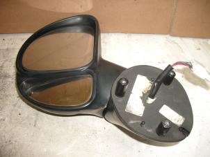 Used Wing mirror, left Fiat Multipla (186) 1.6 16V 100 SX,ELX Price on request offered by de Graaf autodemontage B.V.