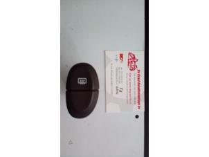 Used Rear window heating switch Renault Megane Scenic Price on request offered by de Graaf autodemontage B.V.