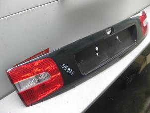 Usagé Réflecteur plaque arrière Volvo V40 (VW) 1.8 16V Prix sur demande proposé par de Graaf autodemontage B.V.