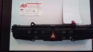 Used Panic lighting switch Mercedes Vito (639.7) 2.2 109 CDI 16V Price on request offered by de Graaf autodemontage B.V.