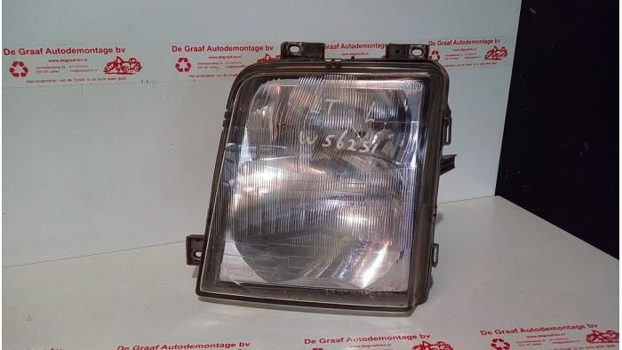 Używane Reflektor lewy Volkswagen LT II 2.5 SDi Cena € 50,00 Procedura marży oferowane przez de Graaf autodemontage B.V.