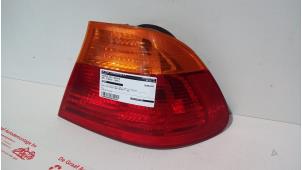 Usagé Feu arrière secondaire droit BMW 3-Série Prix € 30,00 Règlement à la marge proposé par de Graaf autodemontage B.V.