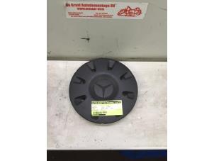 Used Wheel cover (spare) Mercedes Vito Price on request offered by de Graaf autodemontage B.V.
