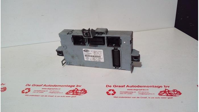 Używane Modul (rózne) Fiat Stilo (192A/B) 1.6 16V 3-Drs. Cena € 50,00 Procedura marży oferowane przez de Graaf autodemontage B.V.