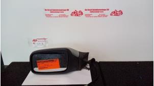 Used Wing mirror, left Volvo V70 Price on request offered by de Graaf autodemontage B.V.