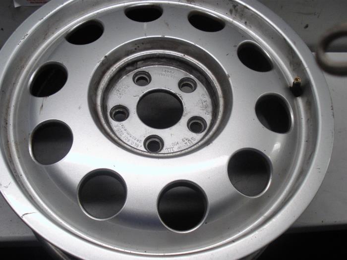Gebrauchte Felge Audi A3 Preis auf Anfrage angeboten von de Graaf autodemontage B.V.