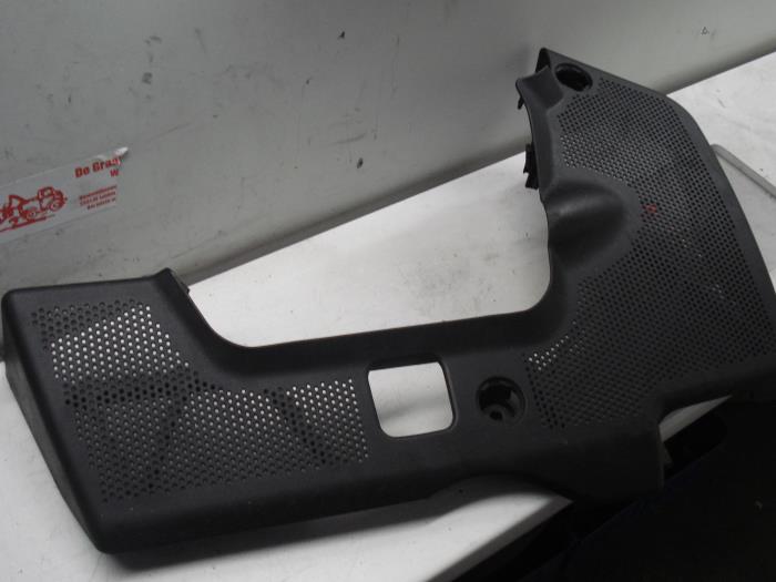 Gebrauchte Abdeckblech Motor Skoda Octavia Preis auf Anfrage angeboten von de Graaf autodemontage B.V.