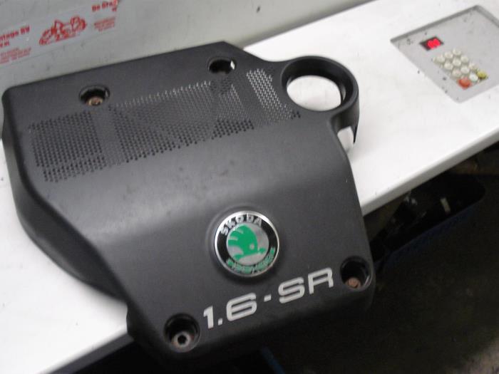Gebrauchte Abdeckblech Motor Skoda Octavia Preis auf Anfrage angeboten von de Graaf autodemontage B.V.