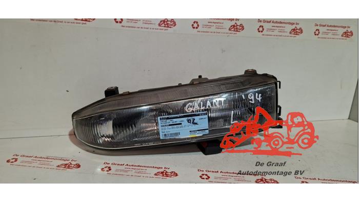 Używane Reflektor lewy Mitsubishi Galant (E5/E6E/E7/E8) 1.8i,GLi,GLSi 16V Cena € 50,00 Procedura marży oferowane przez de Graaf autodemontage B.V.