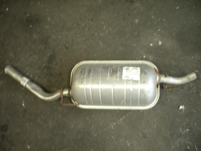 Gebrauchte Auspuff Enddämpfer Renault Clio (B/C57/357/557/577) 1.4i RN,RT Kat. Preis auf Anfrage angeboten von de Graaf autodemontage B.V.