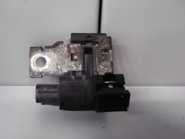 Gebrauchte Sensor (sonstige) Toyota Yaris II (P9) 1.33 16V Dual VVT-I Preis € 30,00 Margenregelung angeboten von de Graaf autodemontage B.V.