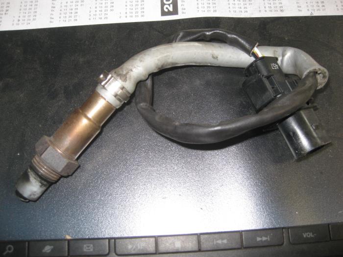 Usagé Sonde lambda Audi A4 Avant (B8) 2.0 TDI 16V Prix € 20,00 Règlement à la marge proposé par de Graaf autodemontage B.V.