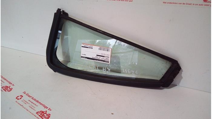 Usados Ventanilla triangular derecha detrás Subaru Justy (M3) 1.0 12V DVVT Precio € 25,00 Norma de margen ofrecido por de Graaf autodemontage B.V.