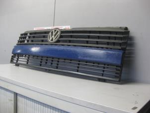 Used Grille Volkswagen Transporter Price on request offered by de Graaf autodemontage B.V.