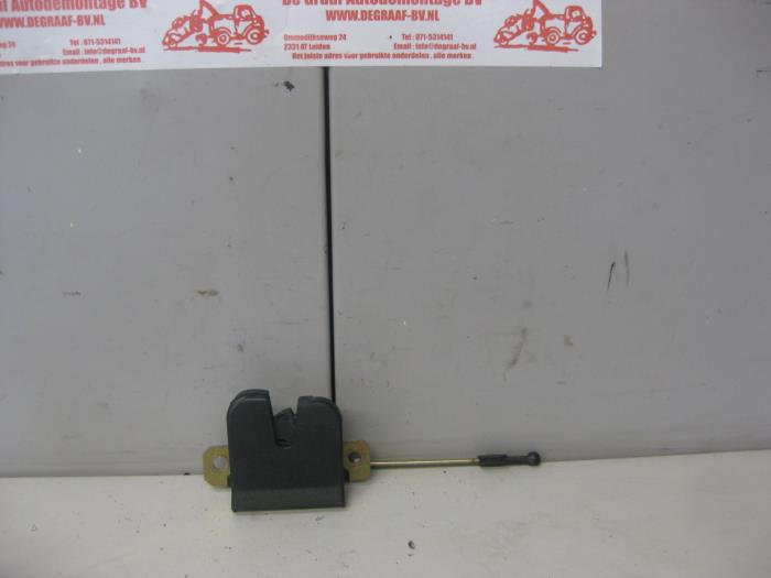 Volkswagen Beetle Boot lid lock mechanisms stock