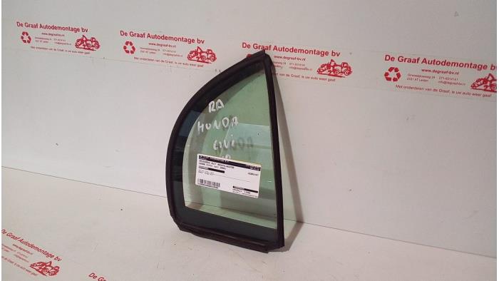 Usados Ventanilla triangular derecha detrás Honda Civic (FA/FD) 1.3 Hybrid Precio € 40,00 Norma de margen ofrecido por de Graaf autodemontage B.V.