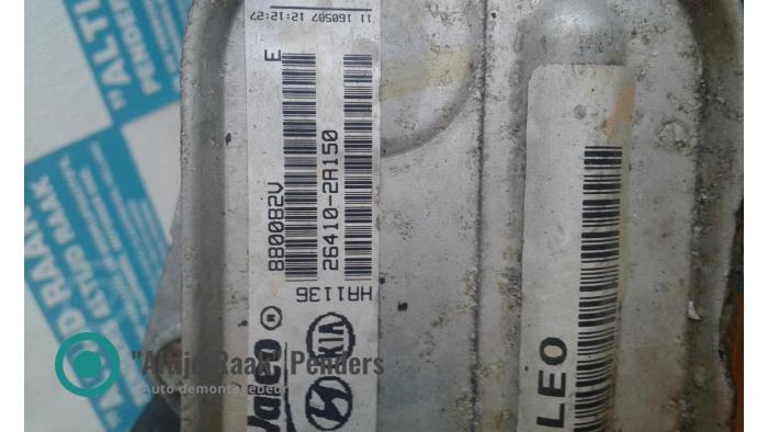 Oil filter housing Hyundai I30 264102A150