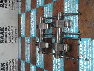 Used Rocker arm shaft Volkswagen Caddy Price on request offered by "Altijd Raak" Penders