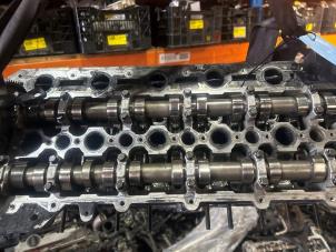 Used Cylinder head Volvo S80 Price on request offered by "Altijd Raak" Penders