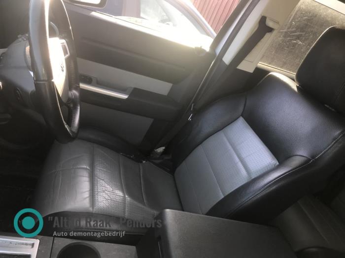 Używane Fotel prawy Dodge Nitro 2.8 CRD 16V 4x4 Cena na żądanie oferowane przez "Altijd Raak" Penders