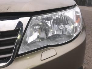 Used Headlight, left Subaru Forester (SH) 2.0D Price on request offered by "Altijd Raak" Penders