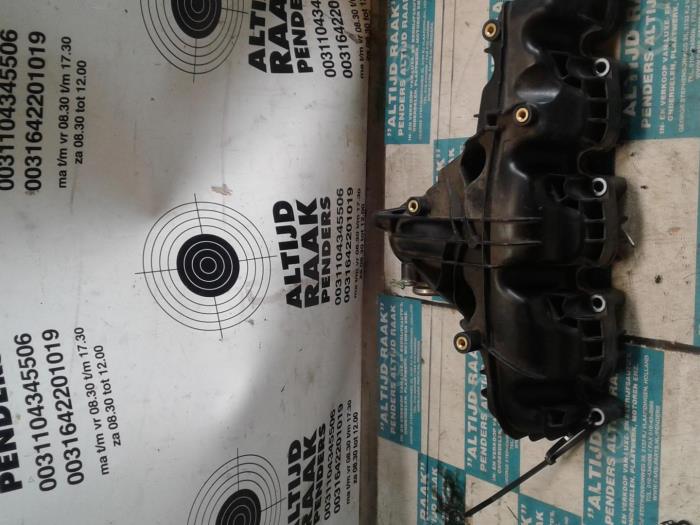Intake manifold from a Volkswagen Tiguan 2012