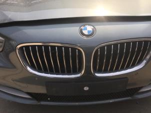 Usagé Support de calandre BMW 5 serie Gran Turismo (F07) Prix sur demande proposé par "Altijd Raak" Penders