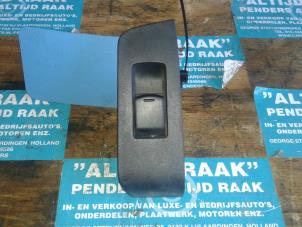 Gebrauchte Elektrisches Fenster Schalter Nissan Almera Preis auf Anfrage angeboten von "Altijd Raak" Penders