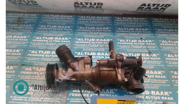 Begagnade Vattenpump Mercedes A-Klasse Pris på förfrågan erbjuds av "Altijd Raak" Penders