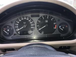 Used Odometer KM BMW Z3 Roadster (E36/7) 1.9 16V Price on request offered by "Altijd Raak" Penders
