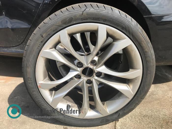 Używane Obrecz Audi S5 Sportback (8TA) S5 3.0 TFSI V6 32V Cena na żądanie oferowane przez "Altijd Raak" Penders