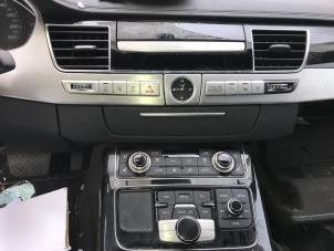 Usagé Affichage navigation Audi A8 (D4) 4.2 TDI V8 32V Quattro Prix sur demande proposé par "Altijd Raak" Penders