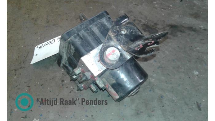 Begagnade ABS-pump Suzuki Swift (ZA/ZC/ZD1/2/3/9) 1.6 Sport VVT 16V Pris på förfrågan erbjuds av "Altijd Raak" Penders