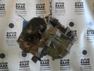 Used Gearbox Renault Clio Price on request offered by "Altijd Raak" Penders