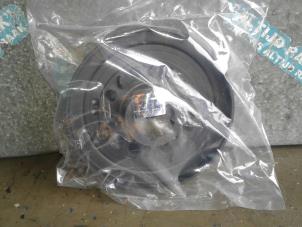 New Crankshaft pulley Hyundai IX35 Price on request offered by "Altijd Raak" Penders
