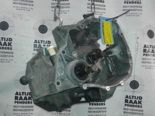 Used Gearbox Renault Clio (B/C57/357/557/577) 1.2 Eco Kat. Price on request offered by "Altijd Raak" Penders