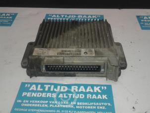 Used Engine management computer Renault Clio (B/C57/357/557/577) 1.2 Eco Kat. Price on request offered by "Altijd Raak" Penders