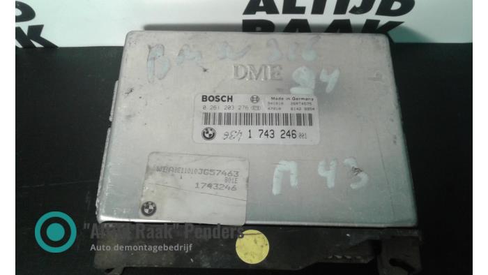 Engine management computer from a BMW 3 serie (E36/2) 316i 1994