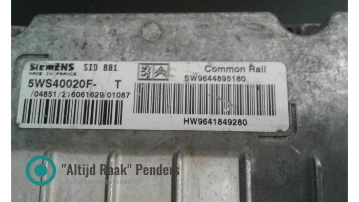 Engine management computer from a Peugeot 307 (3A/C/D) 2.0 HDi 90 2000