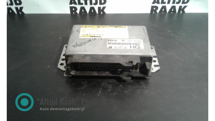 Used Engine management computer Opel Omega B (25/26/27) 2.0i GL Price on request offered by "Altijd Raak" Penders