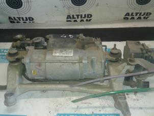 Used Air pump (suspension) Audi Q7 Price on request offered by "Altijd Raak" Penders