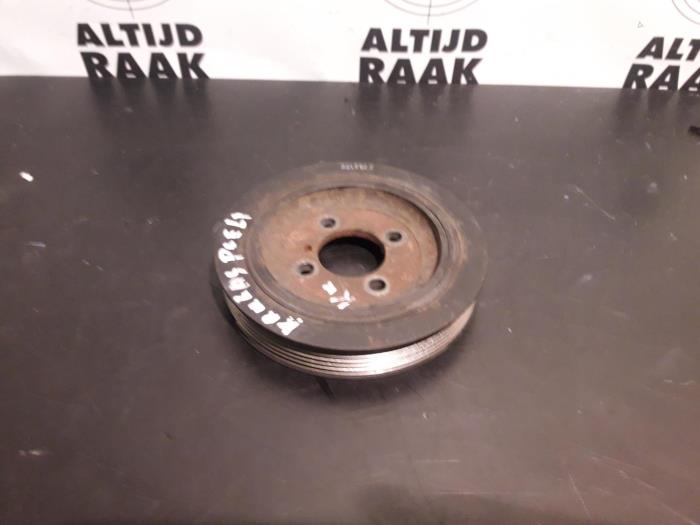 Crankshaft pulley from a Hyundai Tucson (JM) 2.0 CRDi 16V 4x2 2004