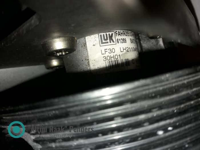 Power steering pump pulley BMW 3 serie 330 Ci 24V 6756582