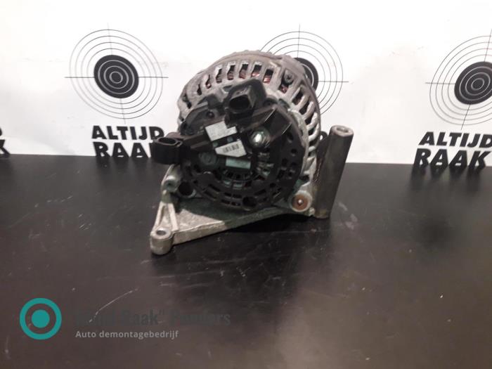 Begagnade Dynamo Volkswagen Transporter T5 2.5 TDi 4Motion Pris på förfrågan erbjuds av "Altijd Raak" Penders