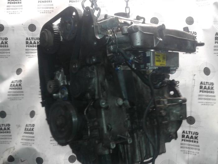 Engine from a Volvo V70 (SW) 2.4 T 20V 2003