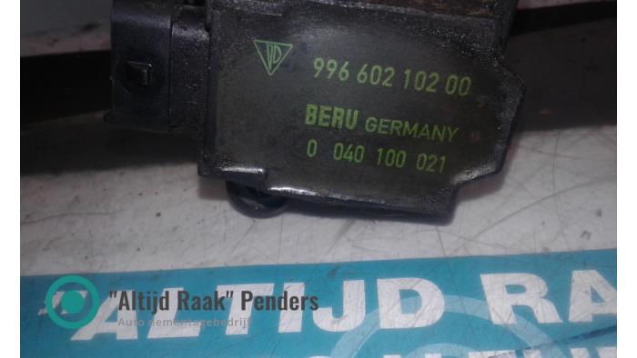 Usagé Bobine Porsche Boxster (987) 2.7 24V Prix sur demande proposé par "Altijd Raak" Penders